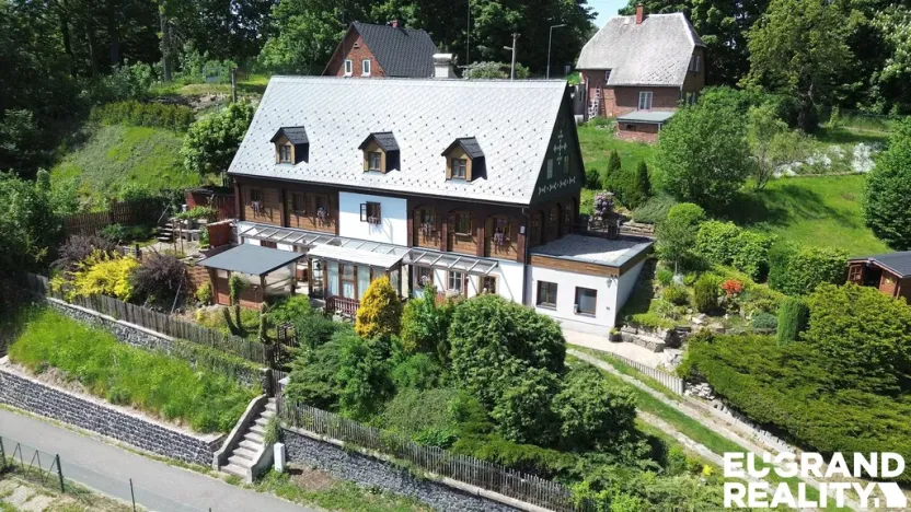 Prodej rodinného domu, Krásná Lípa, Jugoslávská, 271 m2