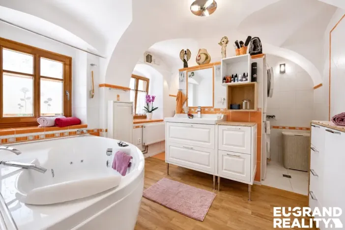 Prodej rodinného domu, Krásná Lípa, Jugoslávská, 271 m2