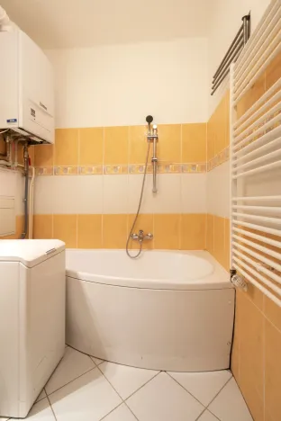 Pronájem bytu 2+kk, Praha - Prosek, Nad Krocínkou, 53 m2