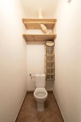 Pronájem bytu 2+kk, Praha - Prosek, Nad Krocínkou, 53 m2