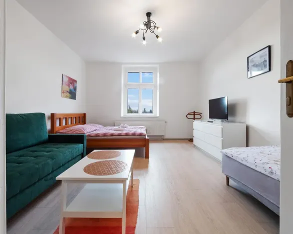 Pronájem bytu 1+1, Česká Lípa, Pod Holým vrchem, 51 m2
