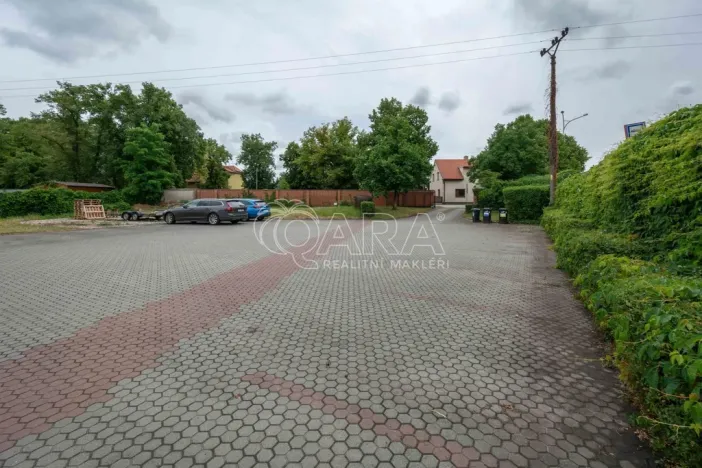 Pronájem kanceláře, Libiš, Školní, 201 m2