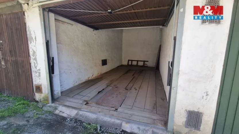 Pronájem garáže, Český Těšín, 17 m2