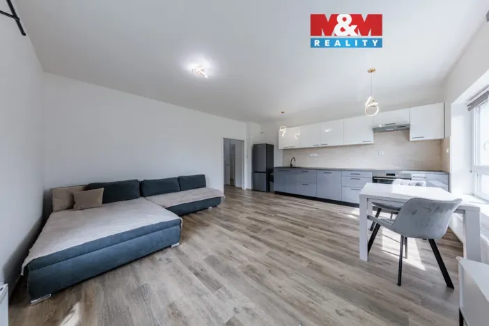 Pronájem bytu 3+kk, Karlovy Vary - Bohatice, Dubová, 67 m2