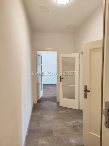 Pronájem bytu 2+kk, České Budějovice - České Budějovice 6, Nádražní, 32 m2
