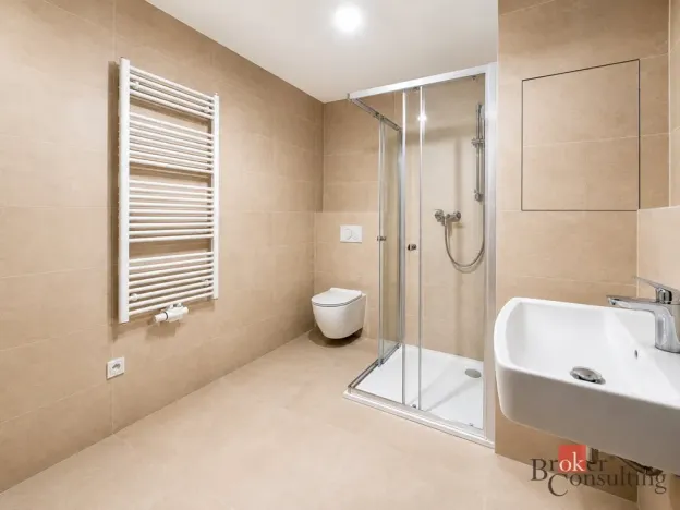 Prodej bytu 1+kk, Plzeň - Jižní Předměstí, Měděná, 41 m2