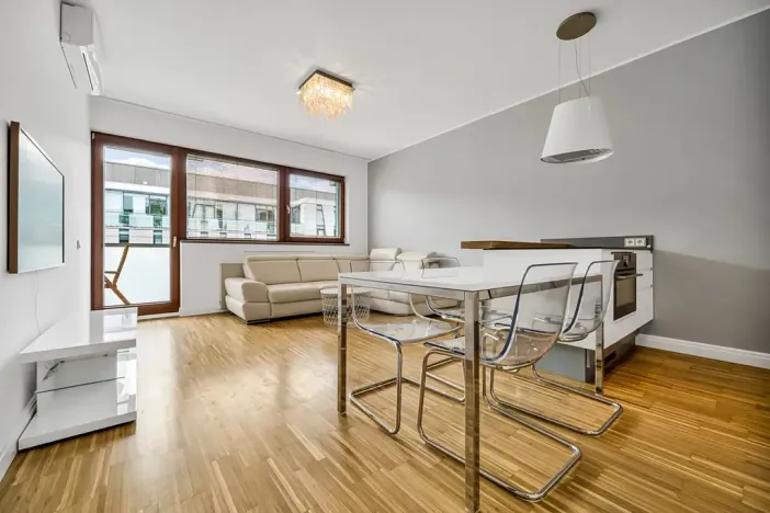 Pronájem bytu 2+kk, Praha - Karlín, Rohanské nábřeží, 60 m2