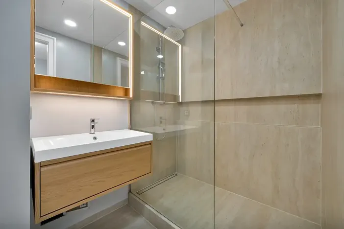 Pronájem bytu 2+kk, Praha - Karlín, Rohanské nábřeží, 60 m2