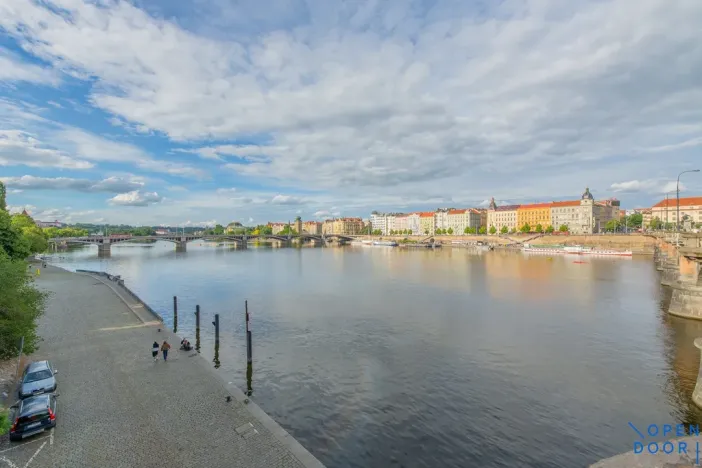 Pronájem bytu 4+1, Praha - Smíchov, Lidická, 94 m2