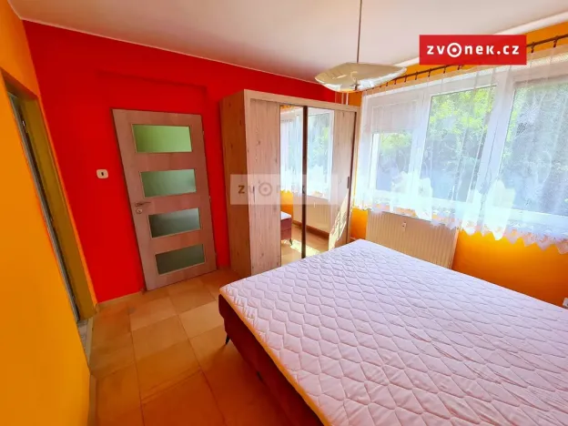 Pronájem bytu 2+1, Zlín, Hluboká, 61 m2
