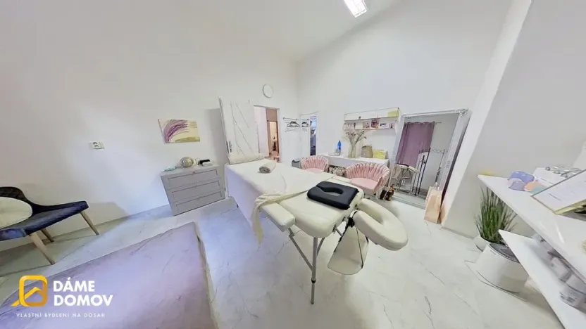 Pronájem obchodního prostoru, Zlín, Sadová, 77 m2