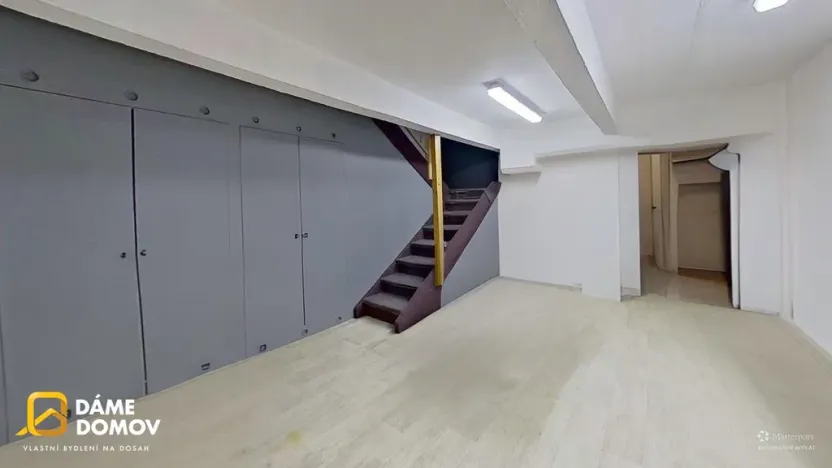Pronájem obchodního prostoru, Zlín, Sadová, 77 m2