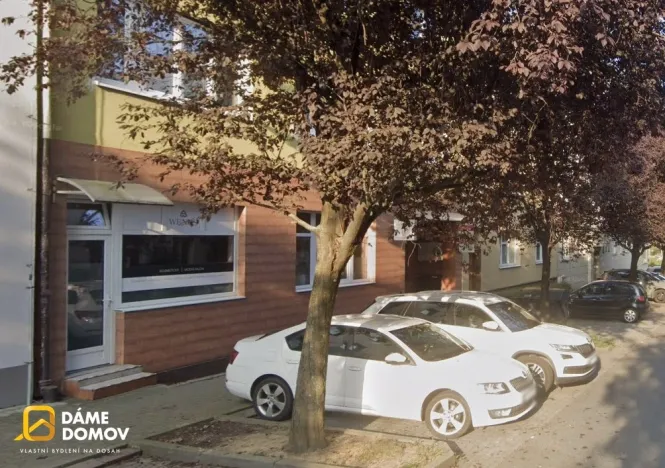 Pronájem obchodního prostoru, Zlín, Sadová, 77 m2