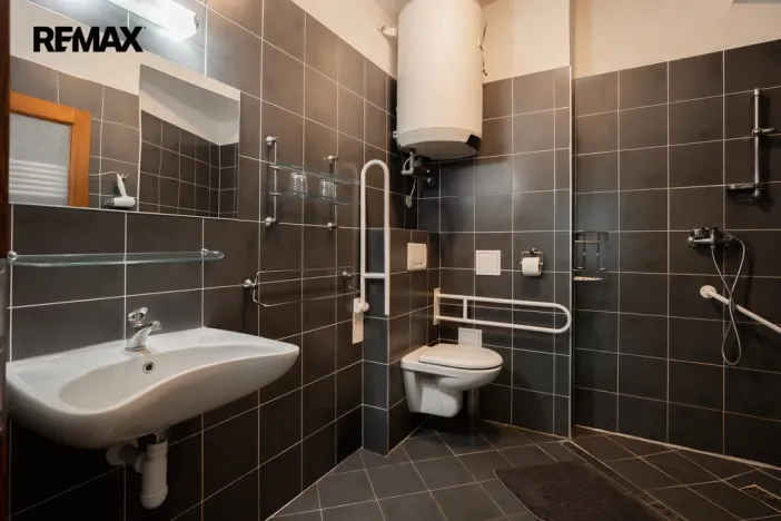 Prodej ubytování, Holetín - Horní Holetín, 800 m2