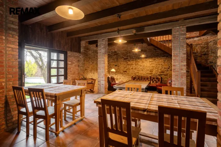 Prodej ubytování, Holetín - Horní Holetín, 800 m2