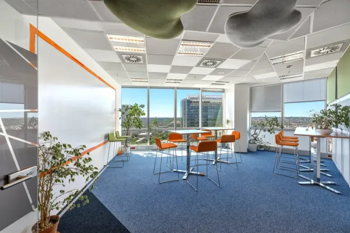 Pronájem kanceláře, Praha - Nusle, Na strži, 340 m2