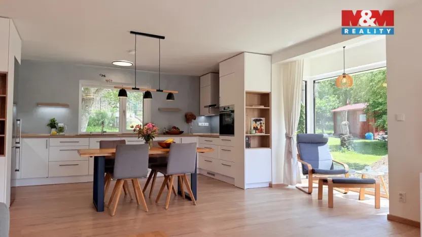 Pronájem rodinného domu, Libochovičky, 150 m2
