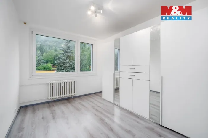 Prodej bytu 3+1, Krupka - Maršov, Dukelských hrdinů, 68 m2