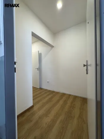 Pronájem bytu 1+1, Olomouc - Neředín, Neředínská, 41 m2