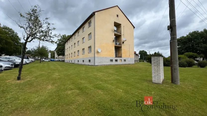 Prodej bytu 3+1, Tlučná, V Rybníčkách, 57 m2