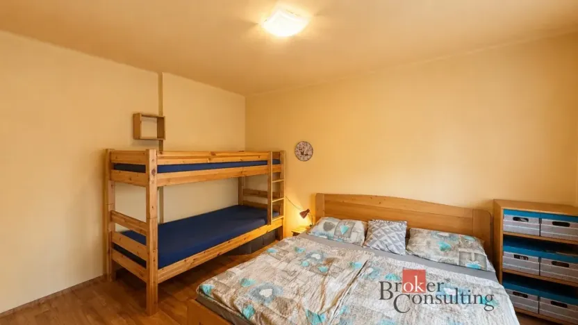 Prodej bytu 3+1, Tlučná, V Rybníčkách, 57 m2