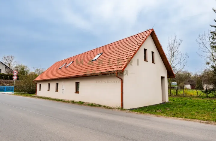 Prodej rodinného domu, Třebešice, 236 m2