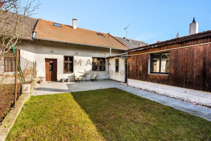 Prodej rodinného domu, Kostelec nad Labem, nám. Pod Martinem, 135 m2