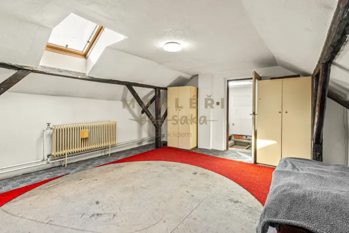 Prodej rodinného domu, Kostelec nad Labem, nám. Pod Martinem, 135 m2