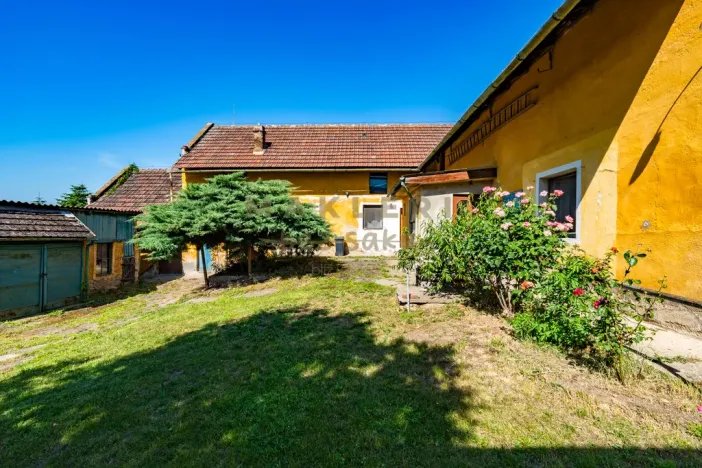 Prodej rodinného domu, Cítov, 400 m2