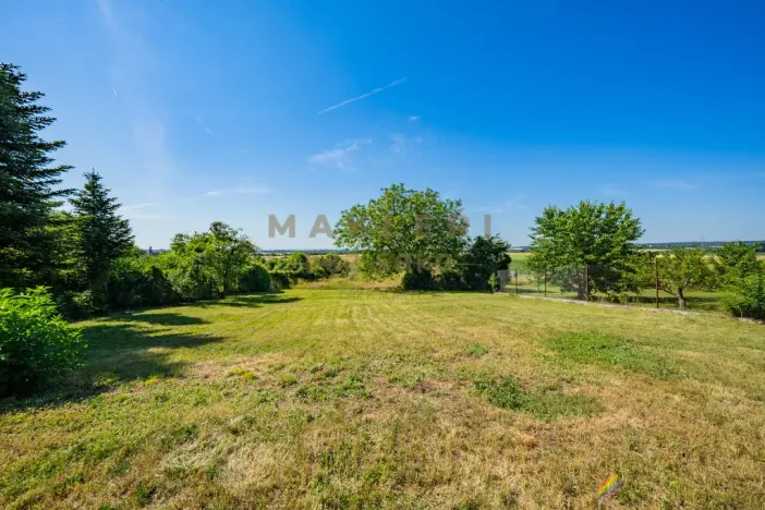 Prodej rodinného domu, Cítov, 400 m2