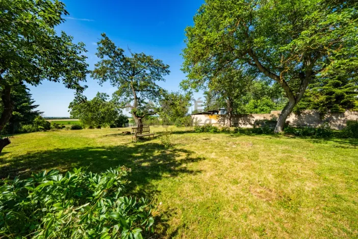 Prodej rodinného domu, Cítov, 400 m2
