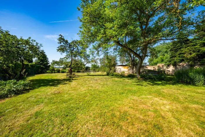 Prodej rodinného domu, Cítov, 400 m2