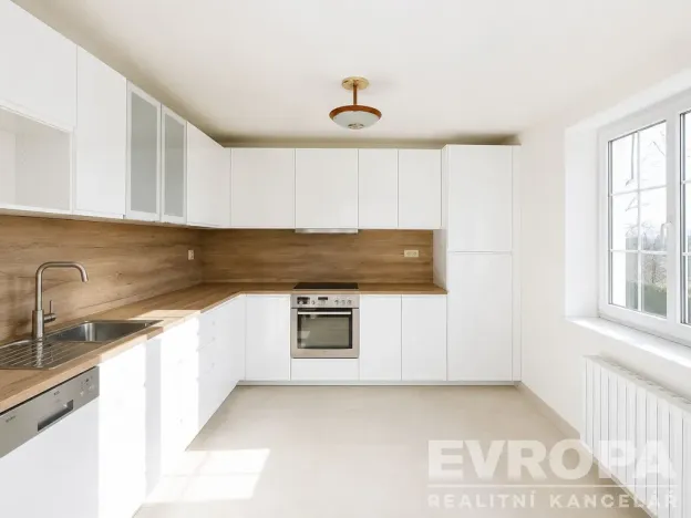 Pronájem vily, Průhonice, Sadová, 350 m2