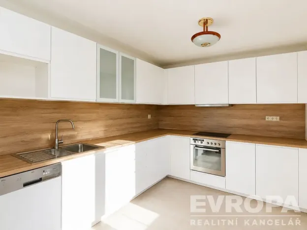 Pronájem vily, Průhonice, Sadová, 350 m2