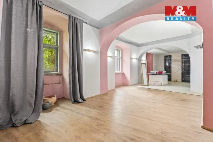 Prodej historického objektu, Mšené-lázně, Školní, 1075 m2