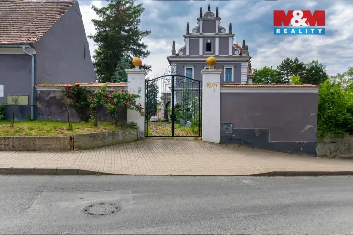 Prodej historického objektu, Mšené-lázně, Školní, 1075 m2
