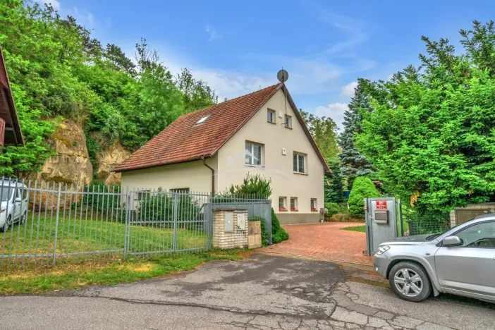 Prodej rodinného domu, Praha - Přední Kopanina, Do roklí, 330 m2