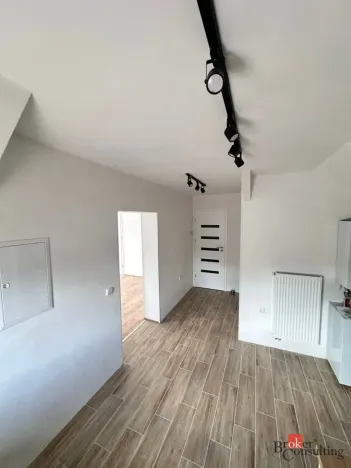 Pronájem bytu 2+1, Chlumec nad Cidlinou - Chlumec nad Cidlinou II, Nábřeží Julia Fučíka, 60 m2