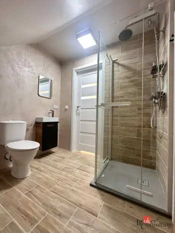 Pronájem bytu 2+1, Chlumec nad Cidlinou - Chlumec nad Cidlinou II, Nábřeží Julia Fučíka, 60 m2