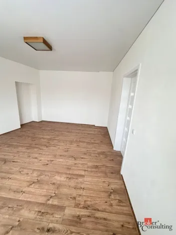 Pronájem bytu 2+1, Chlumec nad Cidlinou - Chlumec nad Cidlinou II, Nábřeží Julia Fučíka, 60 m2