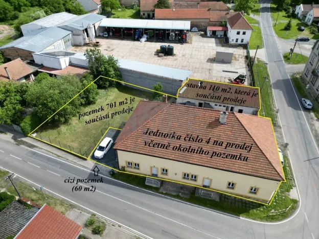 Prodej rodinného domu, Hořany, 452 m2