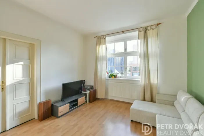 Pronájem bytu 3+kk, Praha - Dejvice, Evropská, 76 m2