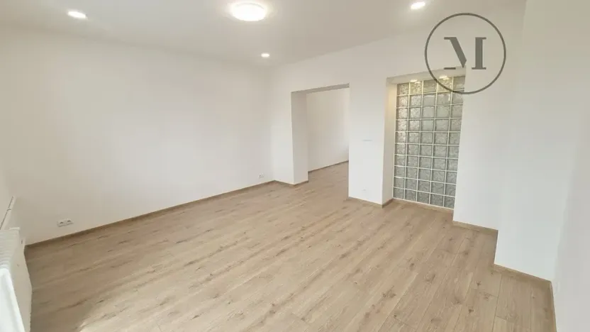 Pronájem bytu 2+kk, České Budějovice, Heydukova, 65 m2