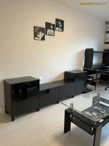 Prodej bytu 2+1, Praha - Kobylisy, Šimůnkova, 46 m2