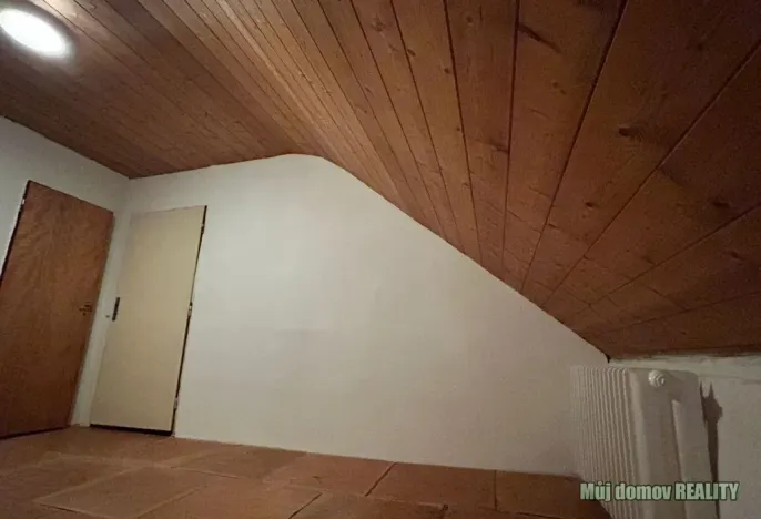 Pronájem bytu 1+kk, Praha - Horní Počernice, Jívanská, 17 m2