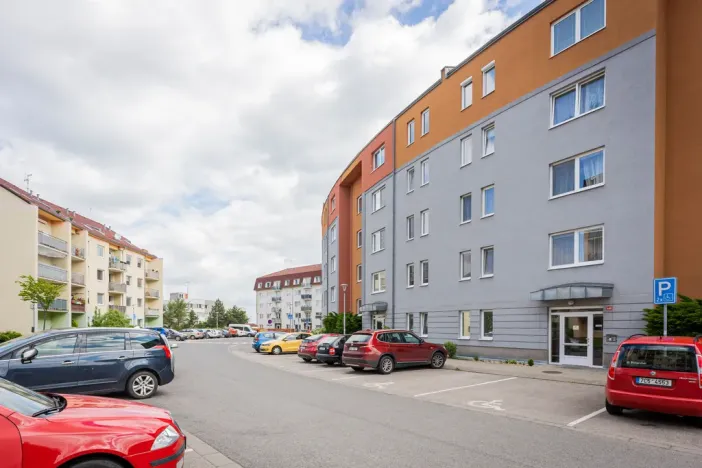 Pronájem bytu 2+kk, Odolena Voda, Nad Štolami, 84 m2