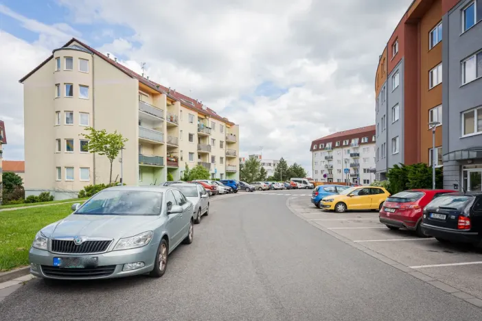 Pronájem bytu 2+kk, Odolena Voda, Nad Štolami, 84 m2