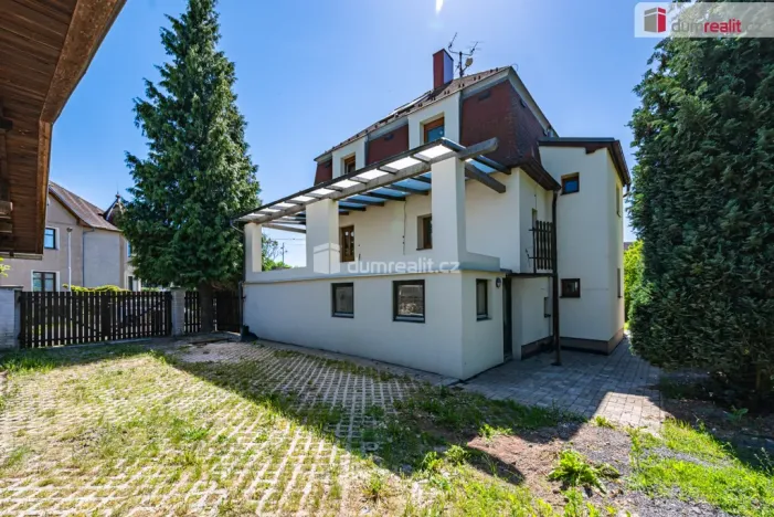 Prodej rodinného domu, Sadov - Lesov, 300 m2