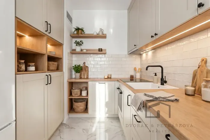 Prodej bytu 2+kk, Praha - Hostivař, Tenisová, 39 m2