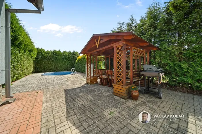Prodej chalupy, Tetín, 130 m2